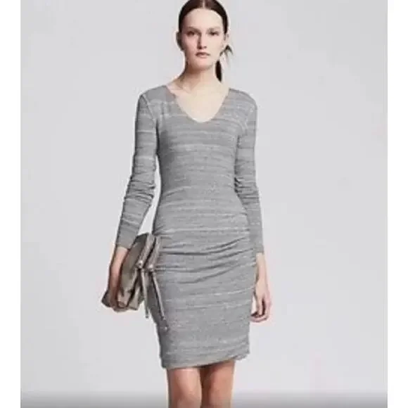 Banana Republic Gray Stretch Side Ruched Dress Sz. Small - Picture 1 of 5